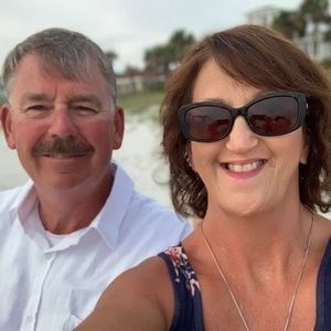 Meet your Posher, Pam